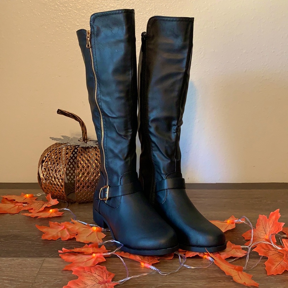 NEW BLACK WOMAN LADIES BOOTS